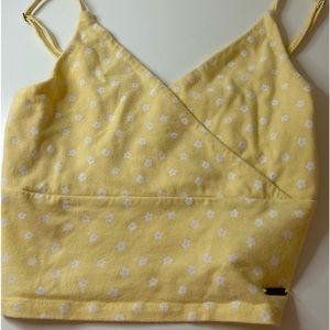 Super cute yellow flower hollister tank top size xxs